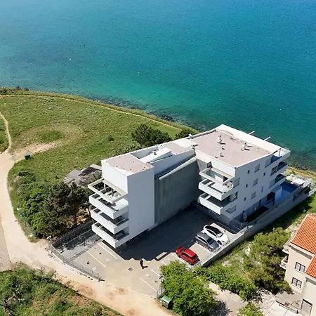 Luxury Beachfront Jacuzzi With Sea View Povljana